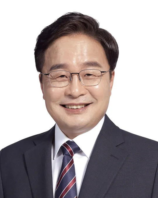 Kim Woo-young