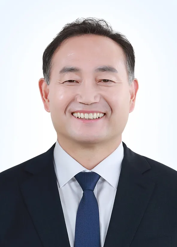김윤