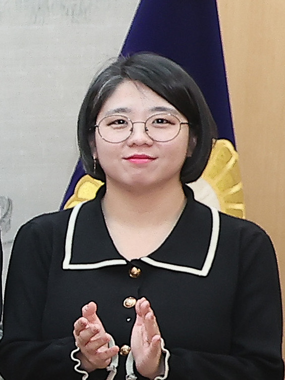용혜인