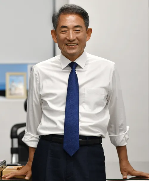 ユンジュンビョン