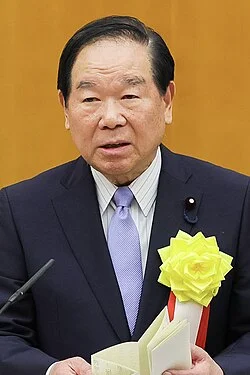 額賀福志郎
