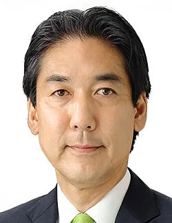 城内実