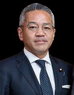 青山周平