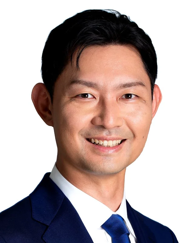 山田基靖