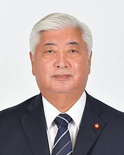 中谷元