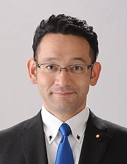 國場幸之助