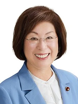 永岡桂子