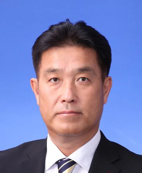 山崎正恭