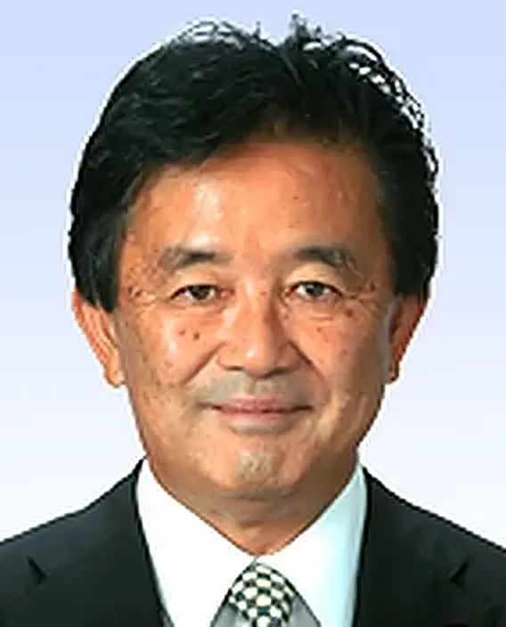 伊波  洋一