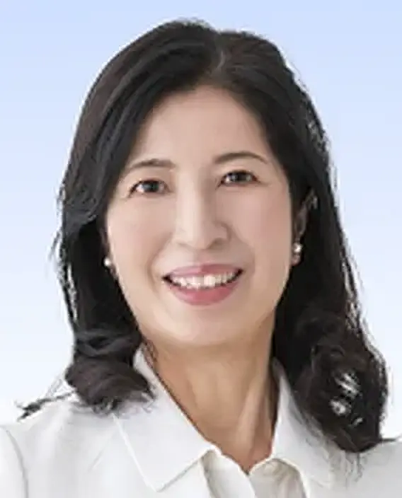 上野  通子