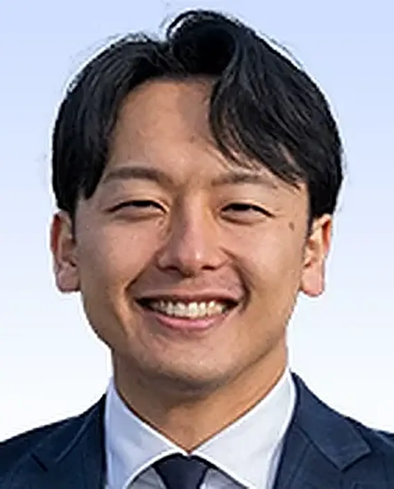 新実  彰平