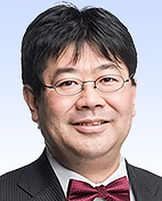 山田  太郎