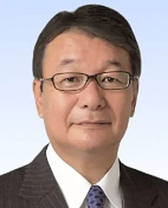 山本  順三
